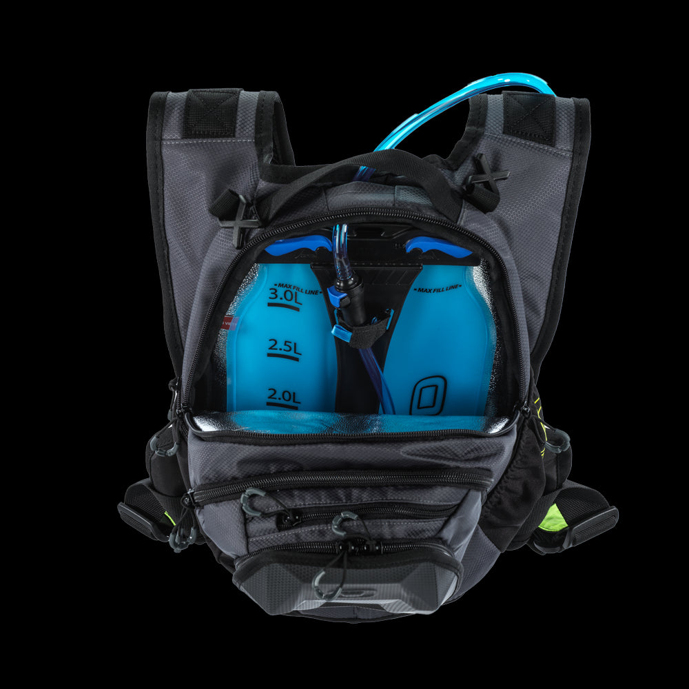 Ogio Black Dakar 3L Backpack - 122101_03