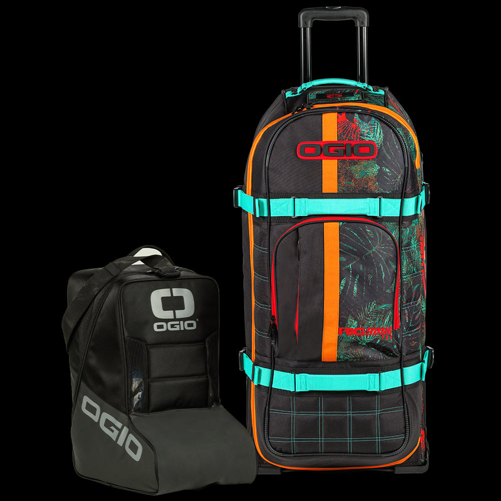 Wheeled Travel Bag With Boot Bag