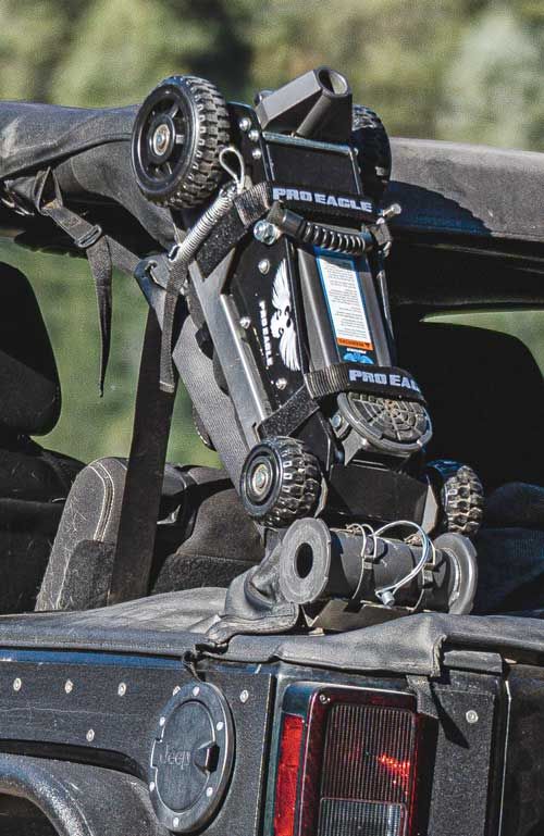 Pro Eagle 1.5 Ton Jack Mount 2.0 For Talon With Cover and Anti Rattle Straps