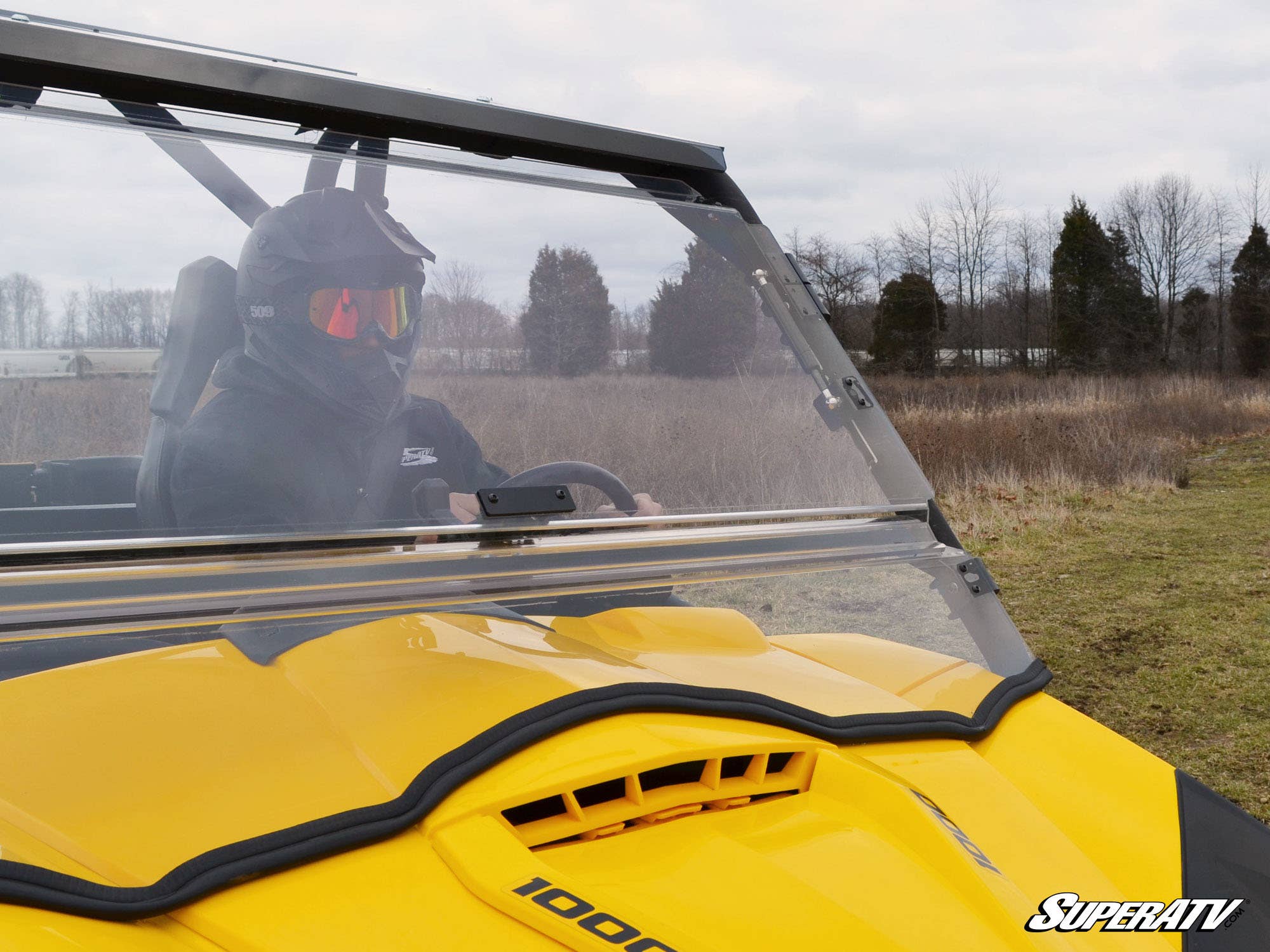 SuperATV Can-Am Commander 2011-2020 Scratch Resistant Flip Windshield FWS-CA-COM-001-70