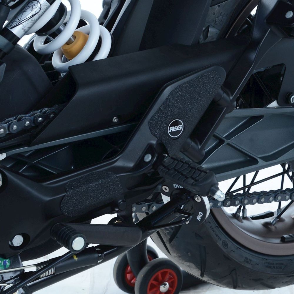 R&G Racing Black Boot Guard Kit For 2018-2023 Husqvarna VITPILEN 401 EZBG1101BL