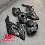 Kit completo de carenado Monster para Honda CBR1000RR 04-05, estilo fibra de carbono forjado, parabrisas y tapa de depósito de gasolina.