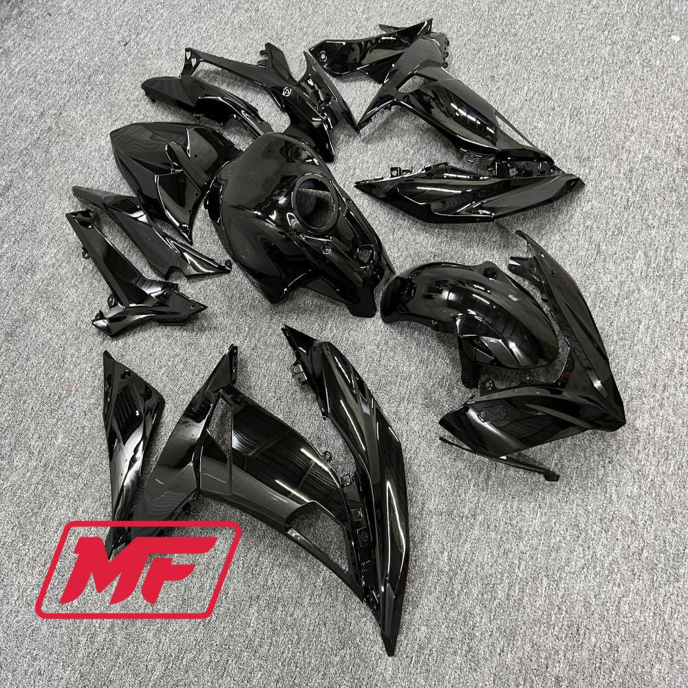 Monster Fairings Full Kit Kawasaki Ninja650 17-19 Gloss Black + Windshield + Gas Tank Cover