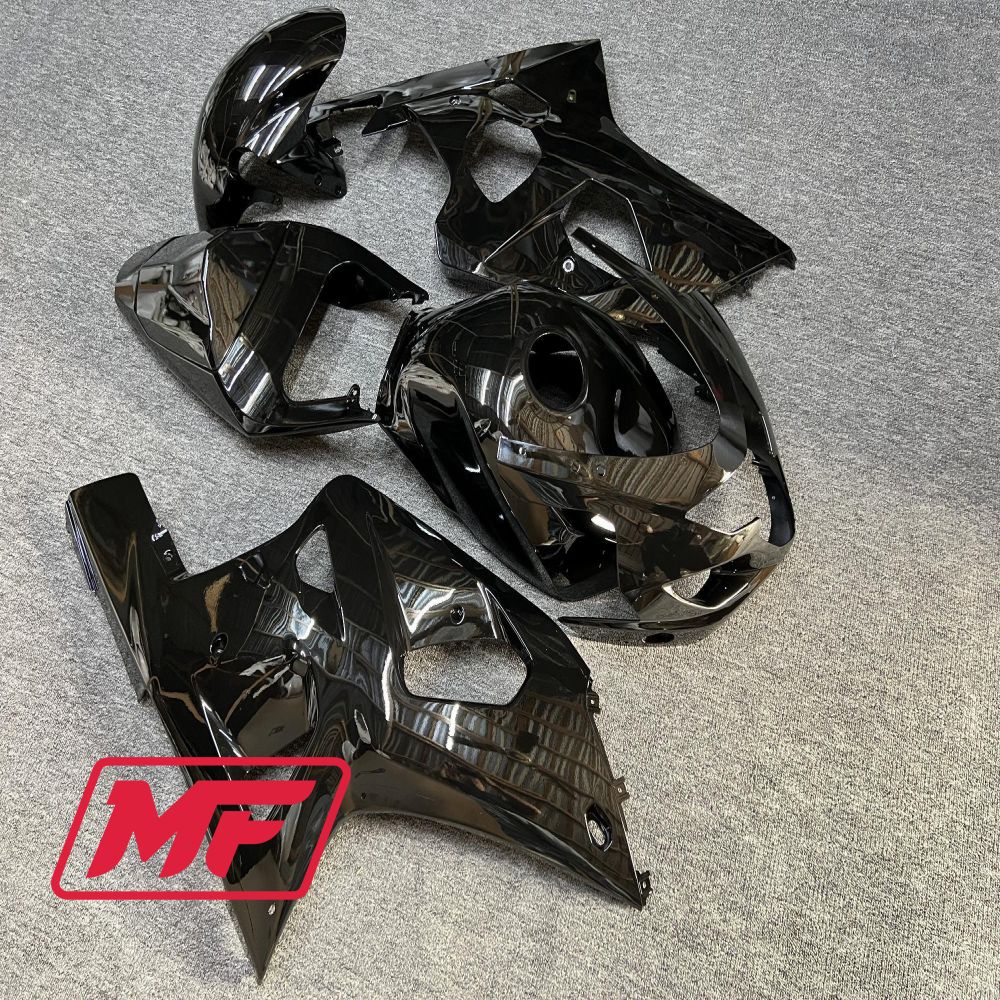 Monster Fairings Full Kit Suzuki GSXR600-750 04-05 Gloss Black + Windshield + Gas Tank Cover