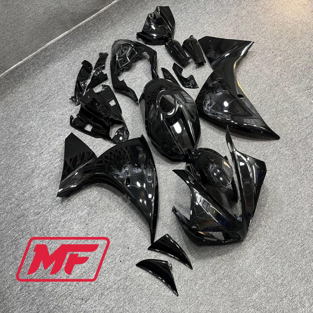 Monster Fairings Full Kit Yamaha R1 09-11 Gloss Black + Windshield + Gas Tank Cover