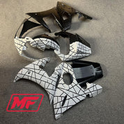 Monster Fairings Full Kit Yamaha R6 03-04 Black / White Split + Windshield + Gas Tank Cover