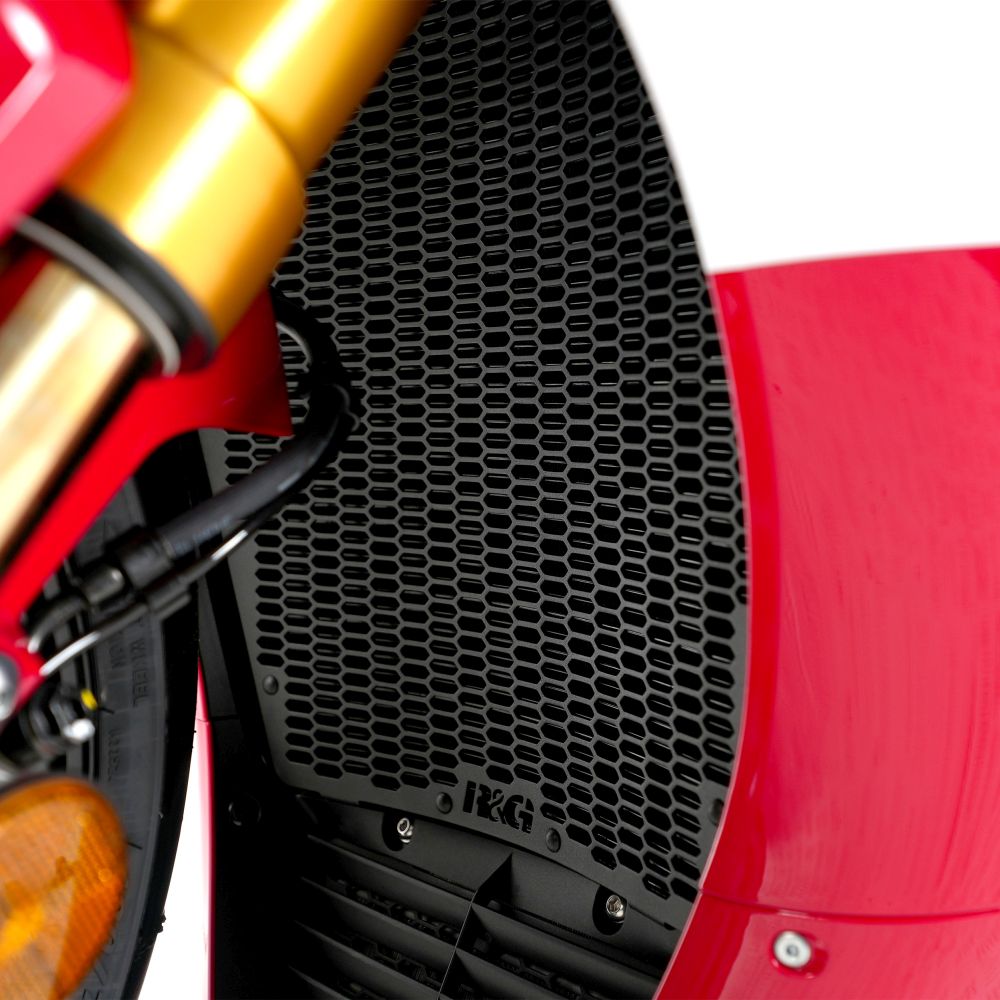R&G Racing Matt Black PRO Radiator Guard For 2024-2024 KTM 790 Duke RAD0355PROBK