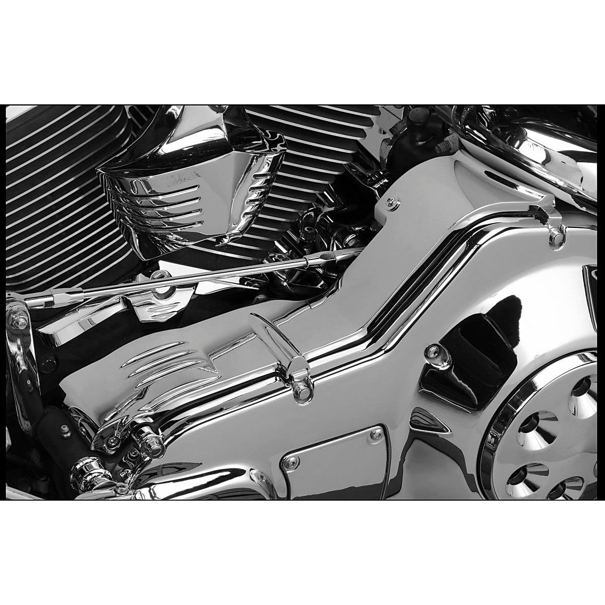 New Harley-Davidson FLHX Street Glide 2006Inner Primary Cover Chrome by Kuryakyn